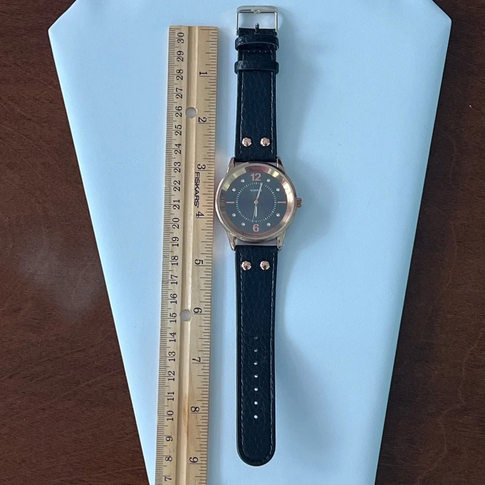 Quartz Watch Rhinestone Accent Markers Black Band Rose Gold Tone‎ Bezel